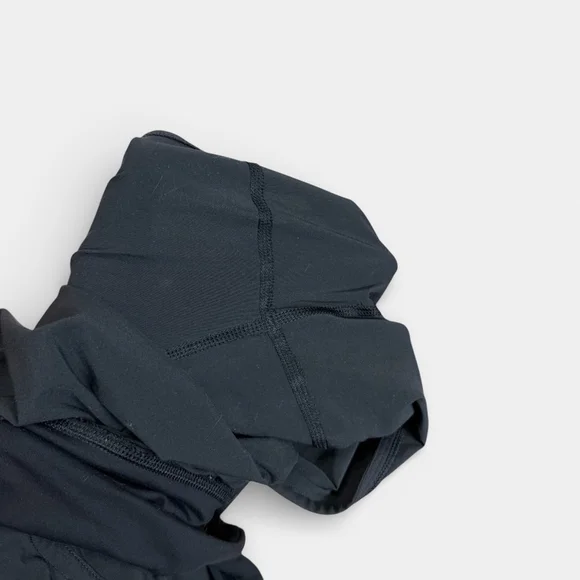 LULULEMON Speed Up 3.75" Hi-Rise Black Shorts, Sz 6 - Picture 6 of 14